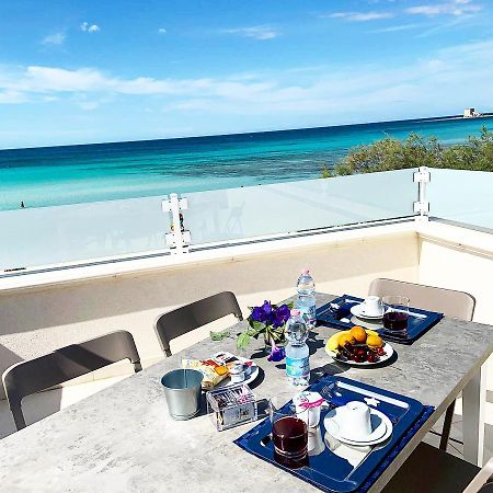 Baia Azzurra B&B Torre Lapillo Ngoại thất bức ảnh