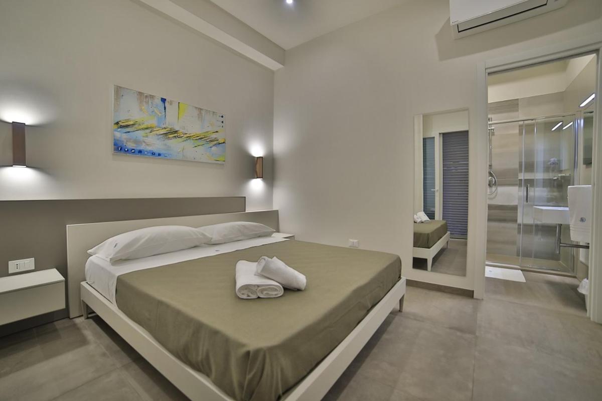 Baia Azzurra B&B Torre Lapillo Ngoại thất bức ảnh